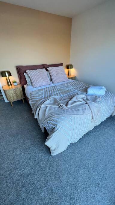 Lakeview Home Retreat At Queenstown Hill エクステリア 写真