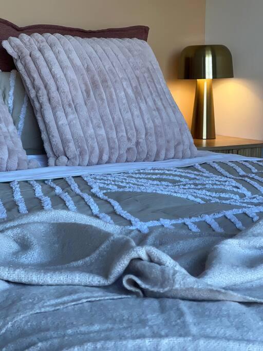 Lakeview Home Retreat At Queenstown Hill エクステリア 写真